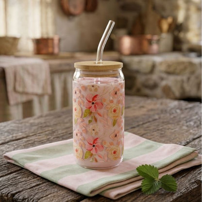 Vaso de cristal con diseño de flores en tonos rosa